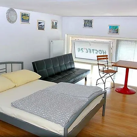 24 Hostel