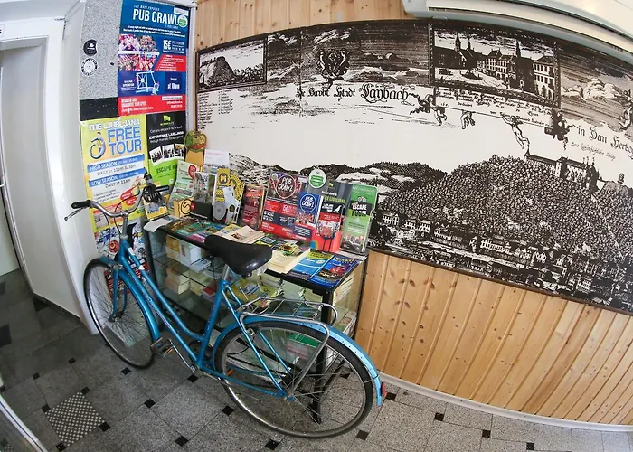 旅馆 青年旅舍24 *