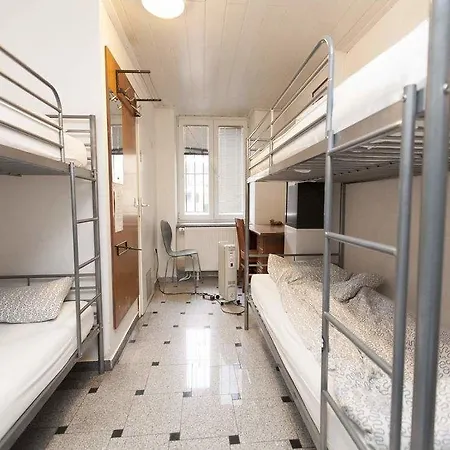 Хостел 24 Любляна